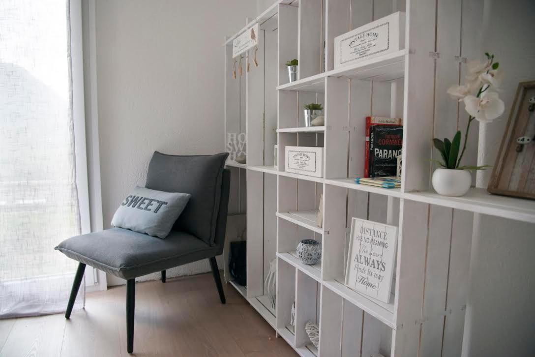 Modern Charme Studio In Chalet Villa Ponto Valentino Luaran gambar