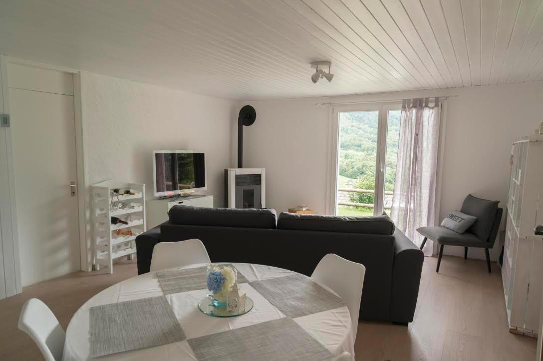 Modern Charme Studio In Chalet Villa Ponto Valentino Luaran gambar